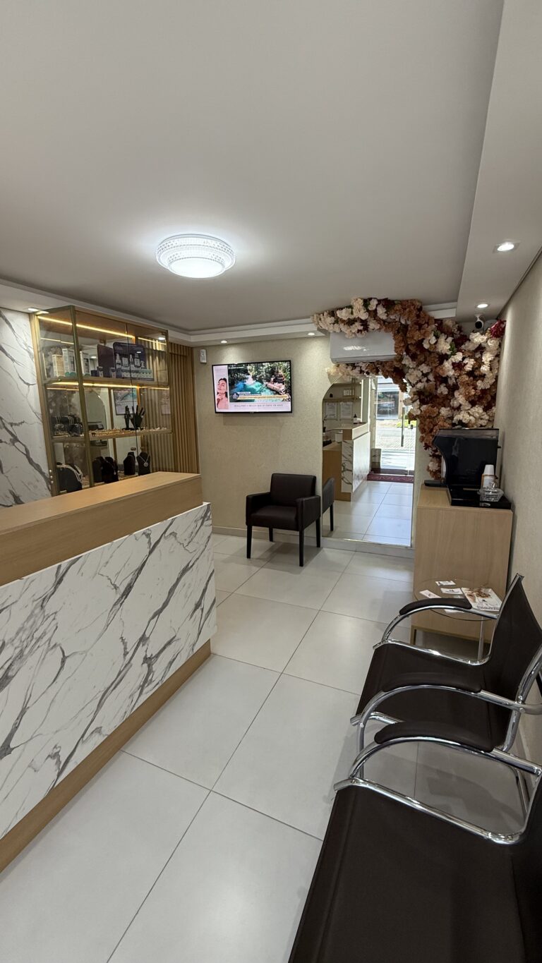Melhor Clínica de Estética no Centro de São José dos Pinhais | Marafigo Clínica Integrativa Clínica · Marafigo Clínica Int…